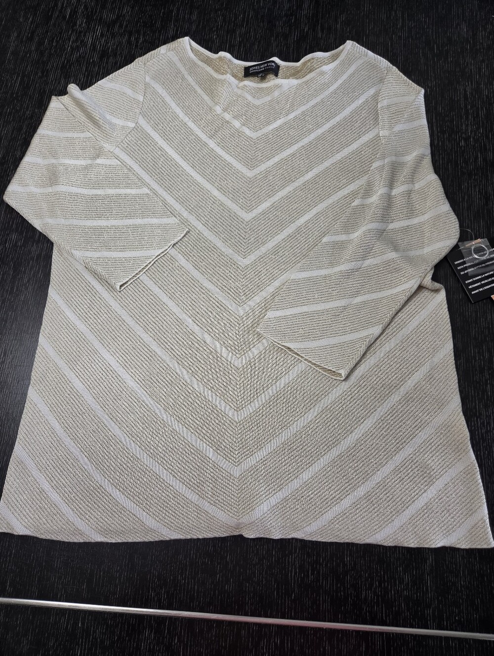 Jones New York Collection 3x Sparkle Gold And Cream Lightweight Knit Sweater
